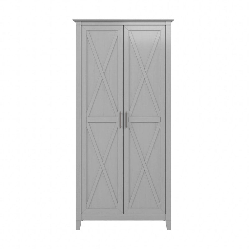 Armoire haute de rangement avec 2 portes et étagères réglables, en Chêne blanc pur / Merisier / Gris Cap Cod / Gris délavé / Chêne blanc lin / Gris Shiplap / Pin recyclé de ferme