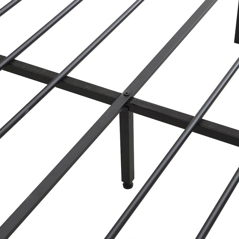 Lit plateforme entièrement métallique noir et gris avec tête de lit en bois et rangement sous le lit - Convient à 2 personnes