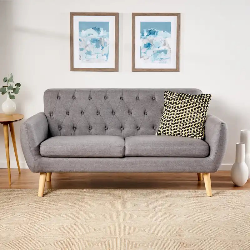 Petit canapé moderne du milieu du siècle en polyester orange/gris/bleu avec dossier capitonné et pieds en bois inclinés - 2 places