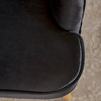 Fauteuil club moderne en velours cobalt/étain/bleu marine/noir/mûre avec pieds en bouleau noyer - Usage unique