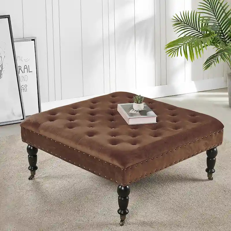 Pouf carré capitonné de couleur sarcelle foncée / vert agate / bleu orion / carafe / argent / tourbe / ivoire / orange brûlé / taupe avec roulettes en laiton – Usage unique