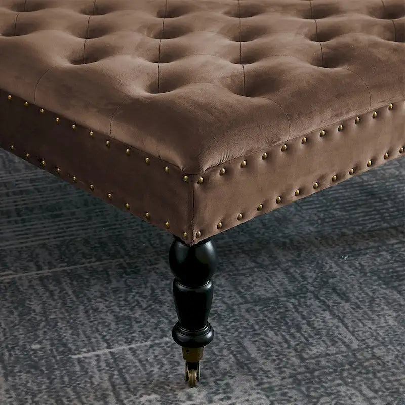 Pouf carré capitonné de couleur sarcelle foncée / vert agate / bleu orion / carafe / argent / tourbe / ivoire / orange brûlé / taupe avec roulettes en laiton – Usage unique