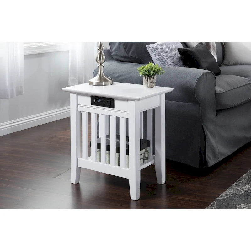 Table d'appoint en bois massif de style Mission Noyer/Espresso/Blanc/Gris avec station de recharge USB - Usage unique