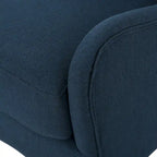 Fauteuil club contemporain en tissu avec pieds en bouleau, couleur bleu marine/charbon – Usage unique