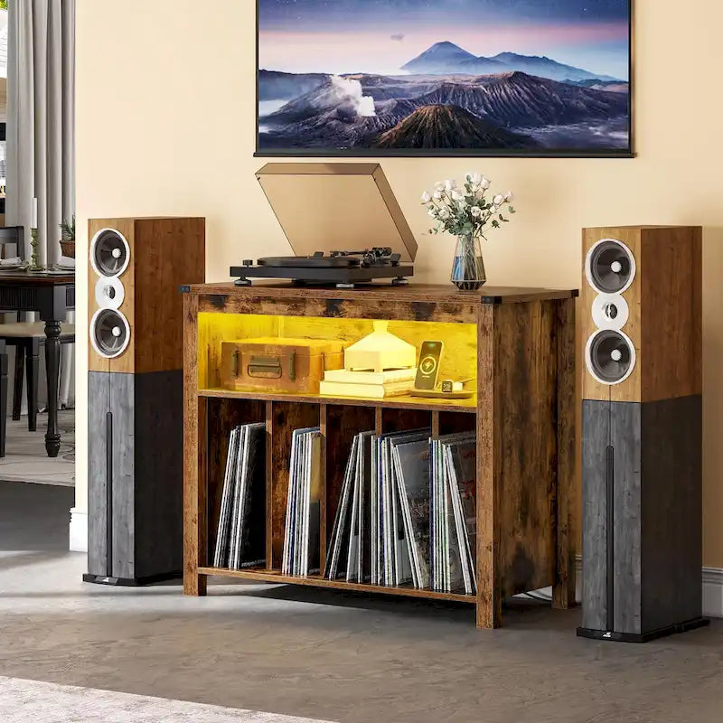 Meuble pour tourne-disque en chêne/marron avec lumières LED, prises de courant et rangement pour albums