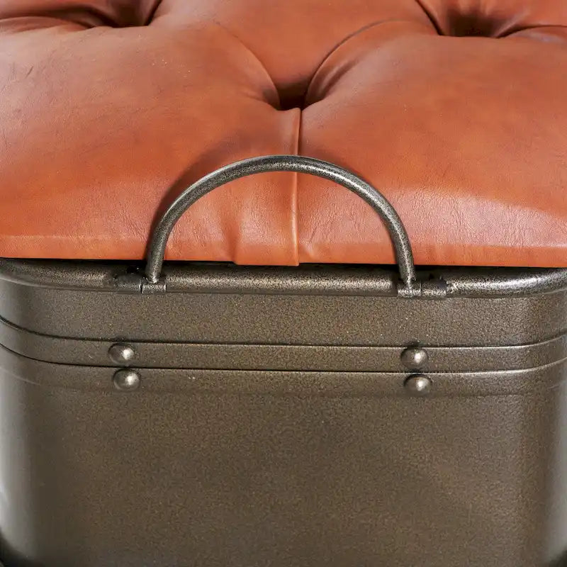 Banc de rangement en similicuir touffeté marron clair et métal vieilli - Usage unique