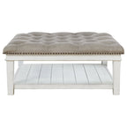 Table basse ottomane carrée capitonnée en similicuir blanc avec étagère inférieure - Usage unique