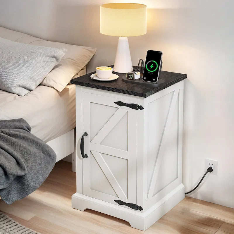 Table d'appoint de ferme blanche et noyer avec station de recharge intégrée (2 ports USB + 2 prises) - Usage unique