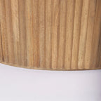 Table basse ovale cannelée en bois de manguier massif, brun clair/expresso, avec plateau élévateur hydraulique et rangement caché - Usage unique