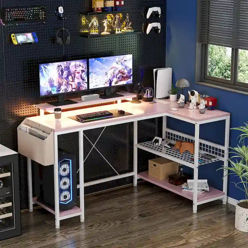 Bureau d'angle en L noir/rose/blanc/gris avec rehausseur double écran et 2 étagères - Usage unique