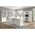 Vaisselier en bois blanc de style Shaker avec portes à cadre, panneaux à rainures et languettes et quincaillerie noire - Finition bois
