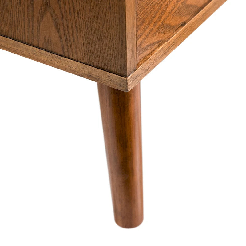 Commode en noyer à 5 tiroirs, style milieu de siècle, avec pieds fuselés - Usage unique