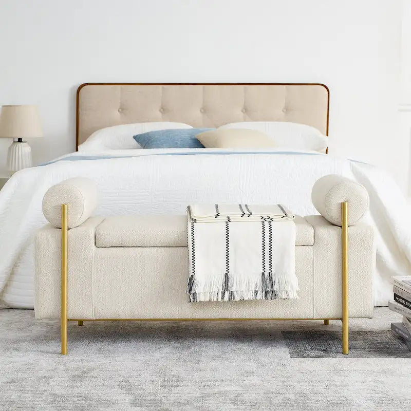 Banc de rangement capitonné en lin beige/vert avec accoudoirs cylindriques et pieds en fer - Usage unique