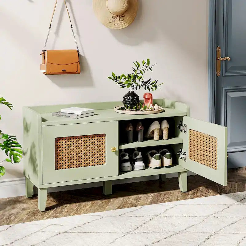 Banc à chaussures 2 portes en bois vert avec portes en rotin et rangement 2 niveaux - Usage unique