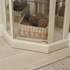 Vitrine d'angle éclairée en cerisier/chêne/blanc avec portes en verre et étagères réglables - Utilisation unique