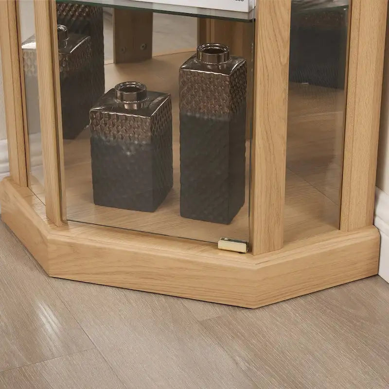 Vitrine d'angle éclairée en cerisier/chêne/blanc avec portes en verre et étagères réglables - Utilisation unique